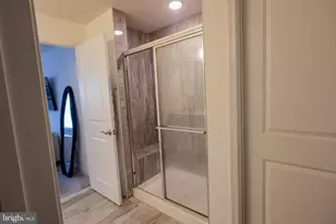 2731 Pinebrook Rd, Landover, MD 20785 - Photo 13