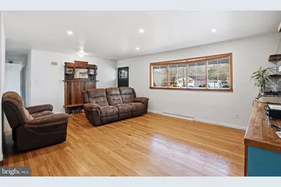 7610 Croom Station Road, Upper Marlboro, MD 20772 - Photo 3