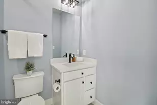 908 Midbrook Ln, Bowie, MD 20716 - Photo 25