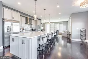 500 Riversail Ln, Oxon Hill, MD 20745 - Photo 5