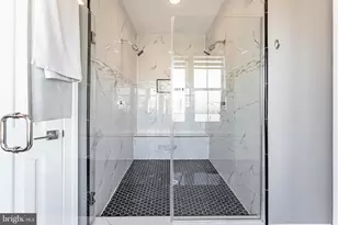 500 Riversail Ln, Oxon Hill, MD 20745 - Photo 7