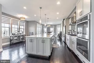 500 Riversail Ln, Oxon Hill, MD 20745 - Photo 5