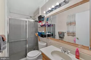 4003 Woodrow Ln, Bowie, MD 20715 - Photo 17