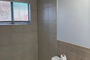 7617 Fontainebleau Dr, Hyattsville, MD 20784 - Photo 9