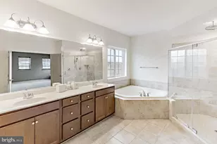 5005 Kennington Ct, Upper Marlboro, MD 20772 - Photo 19