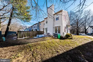 3720 Silver Park Ct, Suitland, MD 20746 - Photo 25