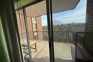 6011 Emerson St, Bladensburg, MD 20710 - Photo 9