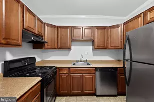 3807 Swann Rd, Suitland, MD 20746 - Photo 7