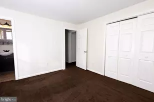 6621 Greenvale Pkwy, Riverdale, MD 20737 - Photo 11