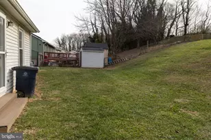 6621 Greenvale Pkwy, Riverdale, MD 20737 - Photo 29