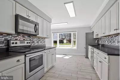 223 Manning Road E, Accokeek, MD 20607 - Photo 5