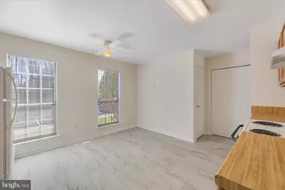 8710 Post Oak Way, Landover, MD 20785 - Photo 9