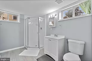 3919 Oliver St, Hyattsville, MD 20782 - Photo 21