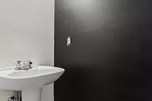 6207 Gothic Ln, Bowie, MD 20720 - Photo 11