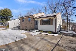 5527 Duchaine Dr, Lanham, MD 20706 - Photo 5