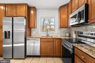 5527 Duchaine Dr, Lanham, MD 20706 - Photo 11