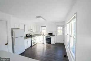 8729 36th Ave, College Park, MD 20740 - Photo 7