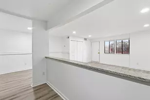 3930 Stone Gate Dr, Suitland, MD 20746 - Photo 5