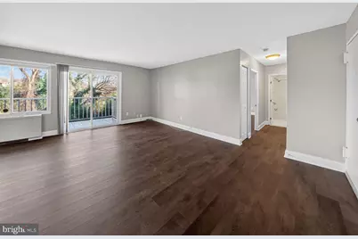 5601 Parker House Terrace #319, Hyattsville, MD 20782 - Photo 5