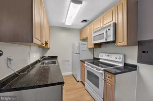 5601 Parker House Terrace, Hyattsville, MD 20782 - Photo 11