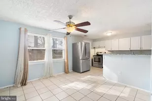 7633 Allendale Dr, Landover, MD 20785 - Photo 9