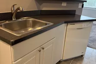 7512 Hawthorne, Landover, MD 20785 - Photo 9