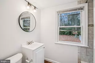 9704 48th Pl, College Park, MD 20740 - Photo 23