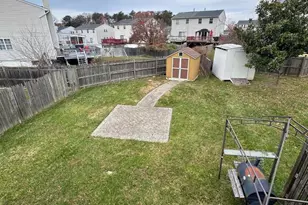 970 Central Hills Ln, Hyattsville, MD 20785 - Photo 11