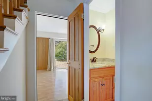 2811 Barberry Ln, Bowie, MD 20715 - Photo 9