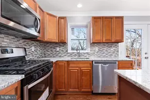 3715 Halloway Dr N, Upper Marlboro, MD 20772 - Photo 11