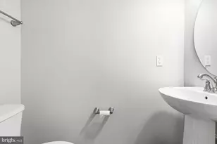 10512 Presidential Pkwy, Upper Marlboro, MD 20772 - Photo 5