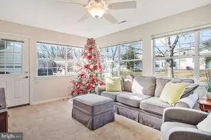 9278 Cherry Ln, Laurel, MD 20708 - Photo 15