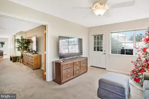 9278 Cherry Ln, Laurel, MD 20708 - Photo 17