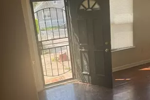 5104 Emo St, Capitol Heights, MD 20743 - Photo 3