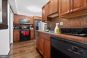 8587 Seasons Way, Lanham, MD 20706 - Photo 9