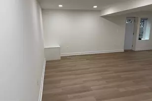 6409 63rd Pl, Riverdale, MD 20737 - Photo 17