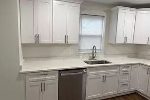 6409 63rd Pl, Riverdale, MD 20737 - Photo 13