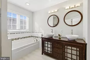 10827 Vista Gardens Dr, Bowie, MD 20720 - Photo 23