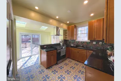 3211 Varnum Street, Mount Rainier, MD 20712 - Photo 11