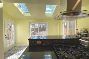 3211 Varnum St, Mount Rainier, MD 20712 - Photo 13