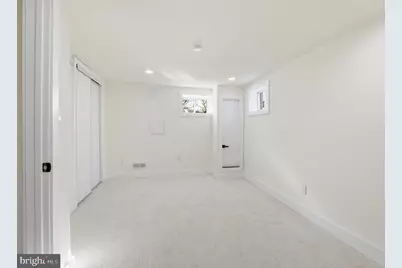 5621 Hawthorne Street, Landover, MD 20785 - Photo 27