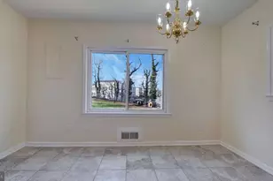 1604 Woodhill Ct, Landover, MD 20785 - Photo 11