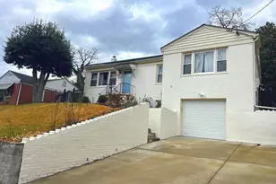 5612 Delaware Dr, Oxon Hill, MD 20745 - Photo 3