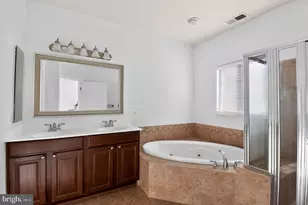 2102 Congresbury Pl, Upper Marlboro, MD 20774 - Photo 29