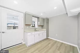 913 Highview Dr, Capitol Heights, MD 20743 - Photo 43