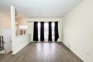 3415 Wood Creek Dr, Suitland, MD 20746 - Photo 5