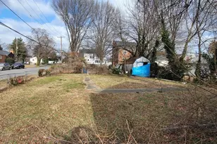 6400 Halleck St, District Heights, MD 20747 - Photo 3