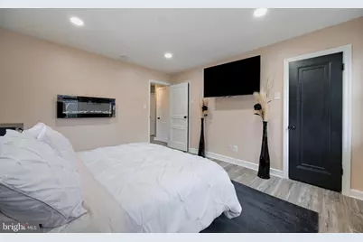 2410 Ritchie Road, District Heights, MD 20747 - Photo 17