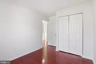 2402 W Rosecroft Village Cir, Oxon Hill, MD 20745 - Photo 21