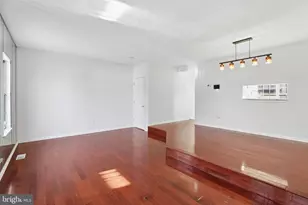 2402 W Rosecroft Village Cir, Oxon Hill, MD 20745 - Photo 11